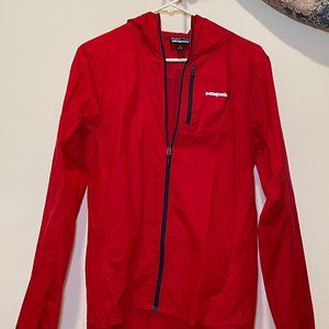 Patagonia Women's Shell Rain Jacket & Windbreaker, Waterproof - Small